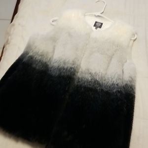 Fur vest